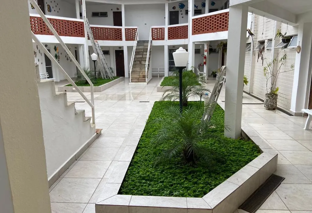Apartamento Ubatuba em frente ao mar maranduba-1